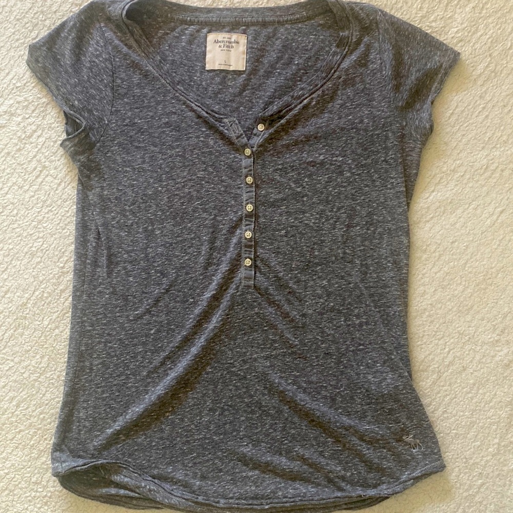 Used  Gray Abercrombie & Fitch button up  Size L Shirt